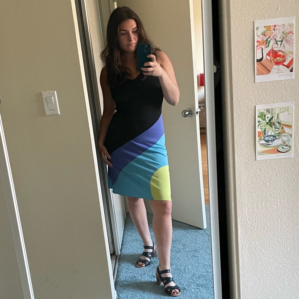 V-Neck midi cocktail dress